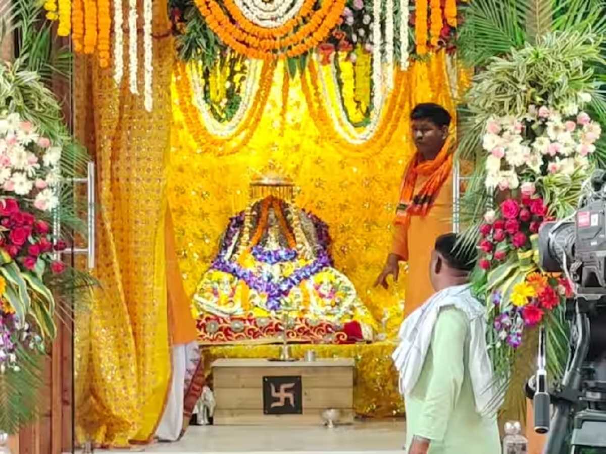 राम मंदिर के पुजारियों का वेतन बढ़ा